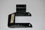 New Jaguar XJ6 Series 1 4.2 L/H Engine Mount Bracket C37920 - Image 5